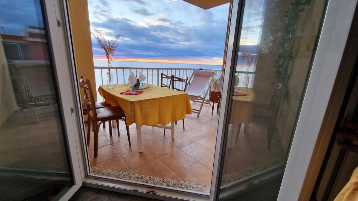Arena Y Mar Apartment Tavernes de Valldigna Exterior photo